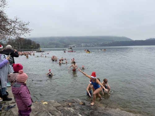 31. Samichlaus-Schwimmen Merlischachen 2024