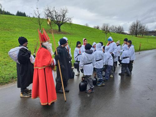 SamichlausUmzugMerlischachen2024-Allmig-4